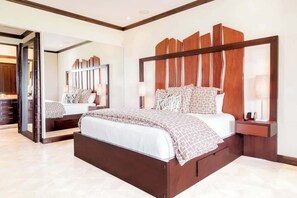 3 bedrooms, iron/ironing board, travel crib, free WiFi - Enjoy Sunsets at Los Sueños Oceanview Condo (Herradura)