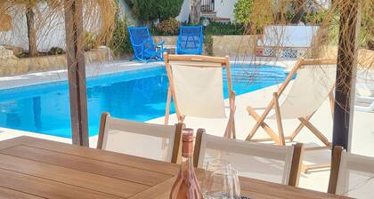 Casa Serendipity, Beautifully Renovated Villa with Private Pool in Moraira.
