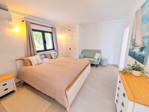 3 Schlafzimmer, Schreibtisch, Bügeleisen/Bügelbrett, kostenloses WLAN