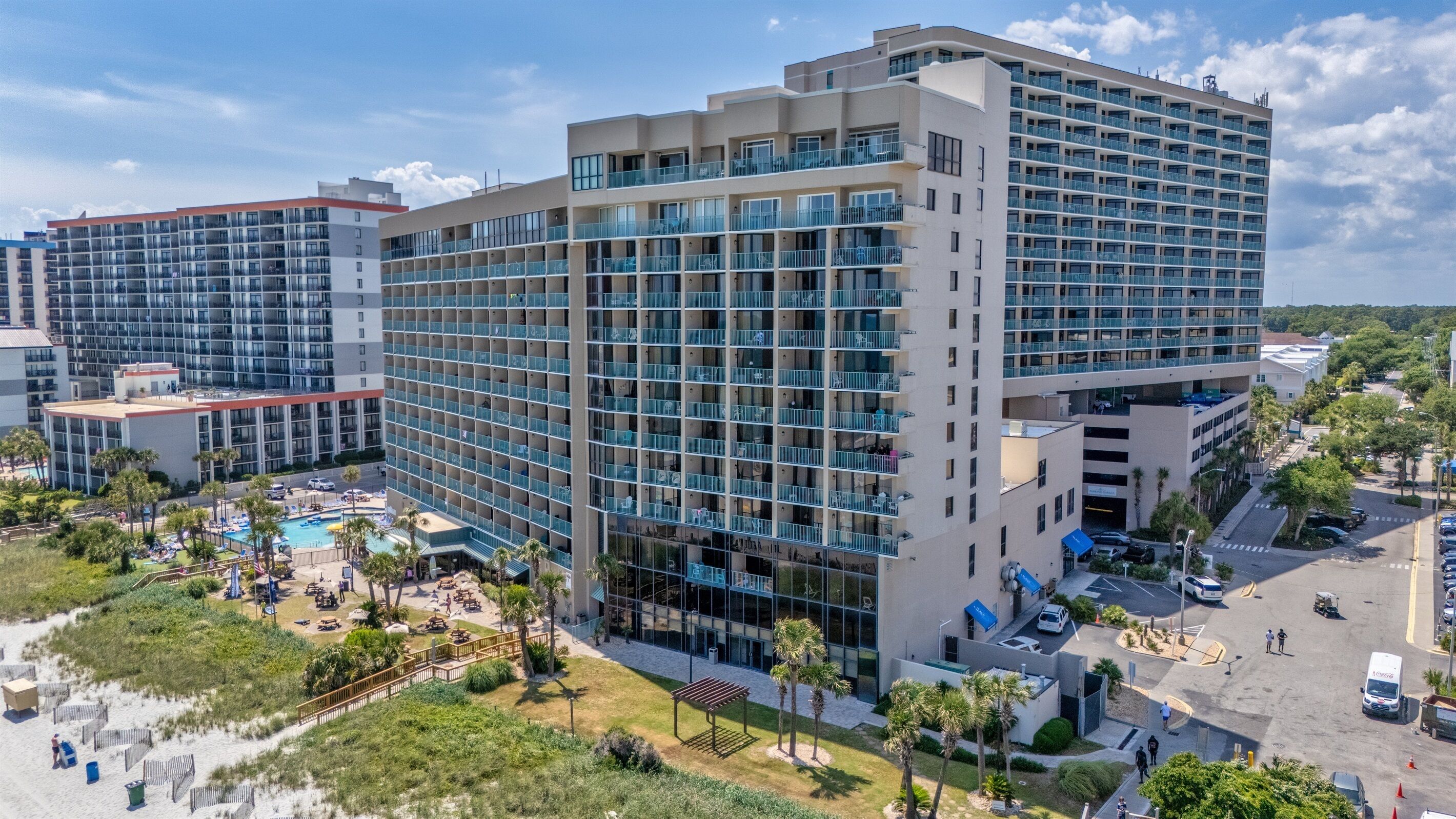 Spacious Beachfront Accommodation at Sand Dunes Resort!