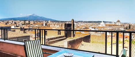 Appartement, uitzicht op de stad | Terras