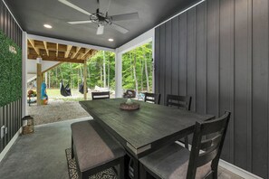 Outdoor dining - In the Trees - NH w/ Lake Access (Wakefield)