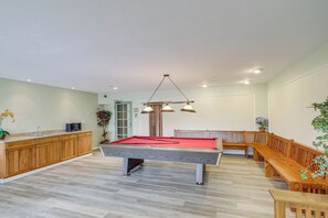 Games room - Condo Near Hospitals & 1/2 Mi to Mission Bay! (San Diego)
