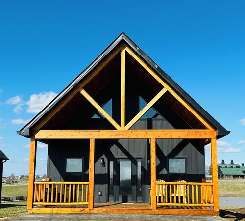 Bourbon Trail Retreat With Hot Tub- 7 