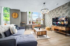 Smart TV - Modern Apartment with Parking near Jewllery Qtr & B'ham Centre (Birmingham)