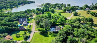 Spacious Retreat near the Lake! w/Outdoor Playroom