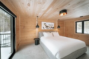 5 bedrooms, iron/ironing board, free WiFi, bed sheets