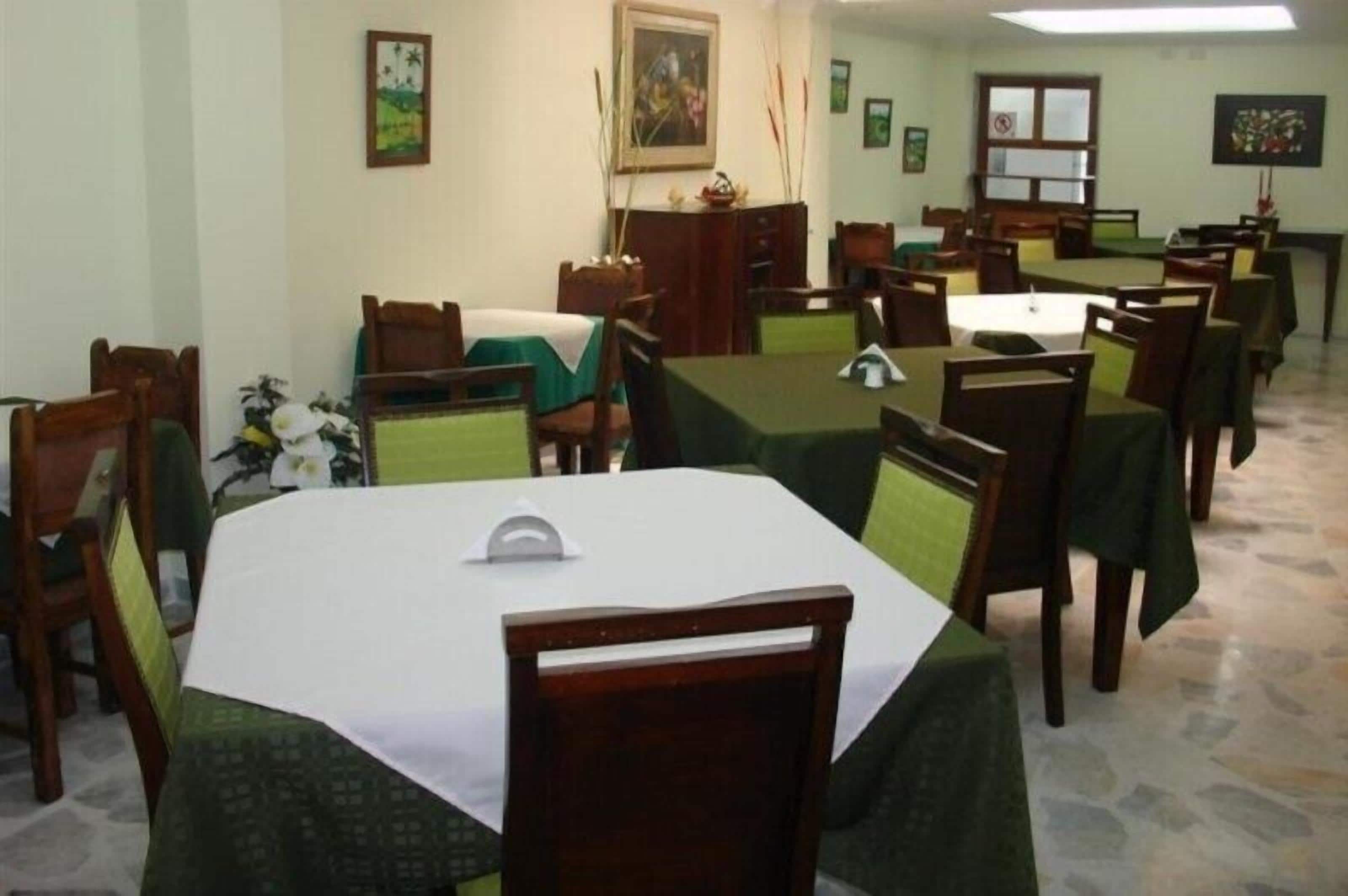 Photo - Hotel El Bosque