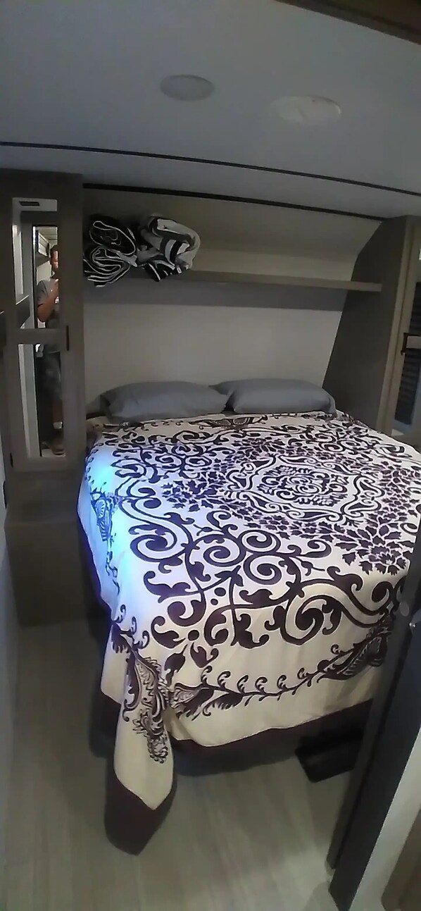 3 habitaciones, wifi gratis y ropa de cama 