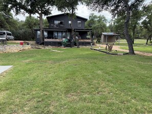 Exterior - Lakeside Escape on Lake Travis! Pickleball Court + Dog Friendly (Spicewood)