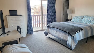 1 habitación, escritorio, wifi gratis y ropa de cama