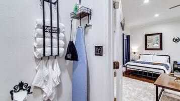 1 bedroom, in-room safe, desk, iron/ironing board