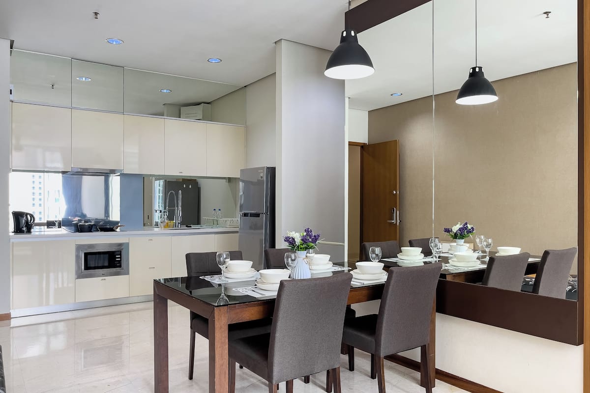 2 chambres, bureau, espace de travail pour ordinateur portable