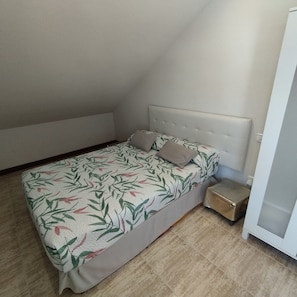 1 bedroom, free WiFi, bed sheets - Atico Acogedor EN AJO , Cantabria (Ajo)