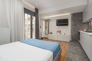 1 bedroom, iron/ironing board, WiFi, bed sheets - New Apartment close to Acropolis, Athens (Athina)