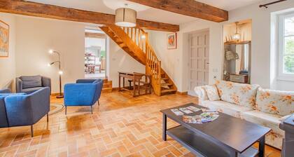 Le Petit Chambi - CHAMBILLY