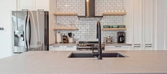 853 condo in Bromont Vieux Village mountain view