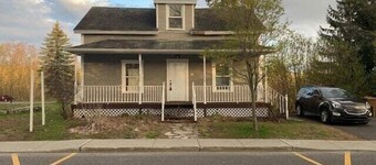 891 shefford 4-bedroom house