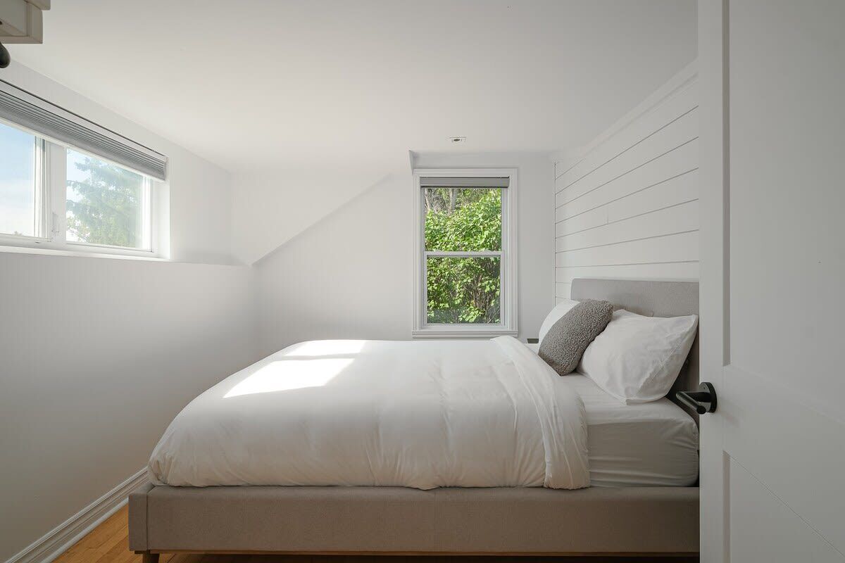 4 chambres, fer et planche à repasser, lit parapluie, Wi-Fi