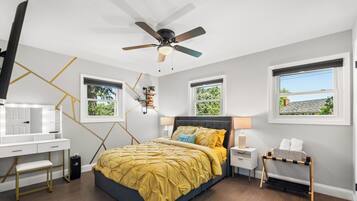 4 多间卧室、办公桌、熨斗/熨衣板、免费 WiFi