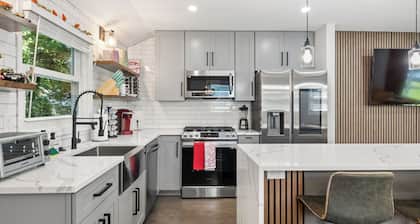 Luxurious - MGM - 10 miles to national Mall!