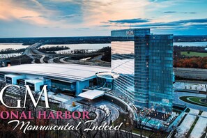 Exterior - Luxurious - MGM - 10 miles to national Mall!

 (Oxon Hill)