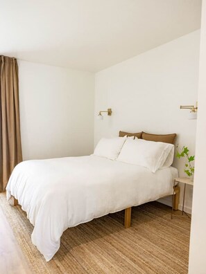 4 bedrooms, iron/ironing board, travel crib, WiFi