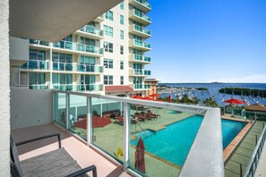 Pool - SF Fabulous 2/2 in Heart of Grove (Miami)