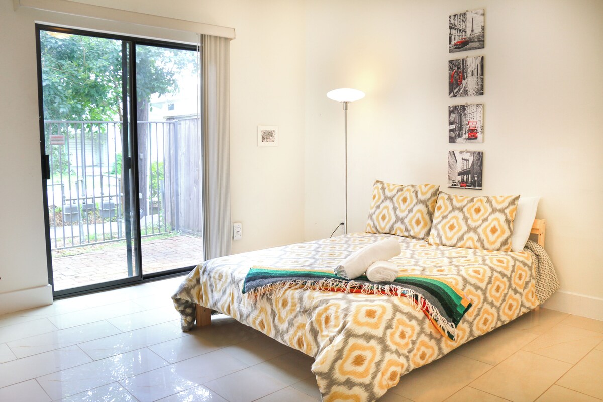 Photo 7 of Vibrant Townhouse in Secure Gated Community