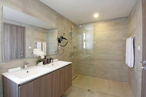 Dusche, Haartrockner