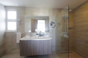 Dusche, Haartrockner