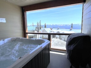 Utendørs boblebad