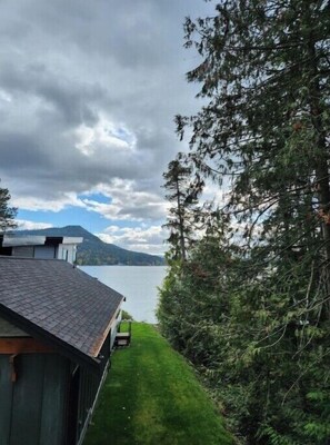 View from property - Private Dock - Tranquil Weekend Getaway (Shawnigan Lake)