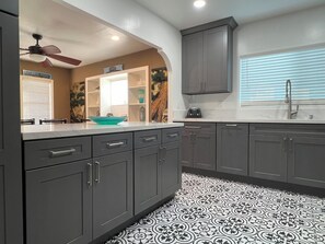 Fridge, microwave, oven, stovetop - Expansive Home in San Diego, AC, Updated, near Downtown-Beaches and the Zoo! (San Diego)