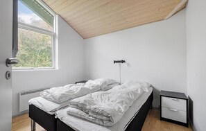 4 Schlafzimmer, Reisekinderbett, kostenloses WLAN