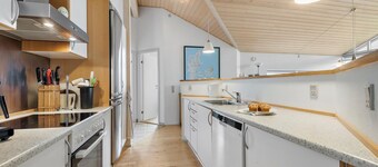 Awesome home in Hemmet with sauna