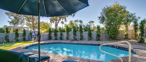 Piscine extérieure, piscine chauffée