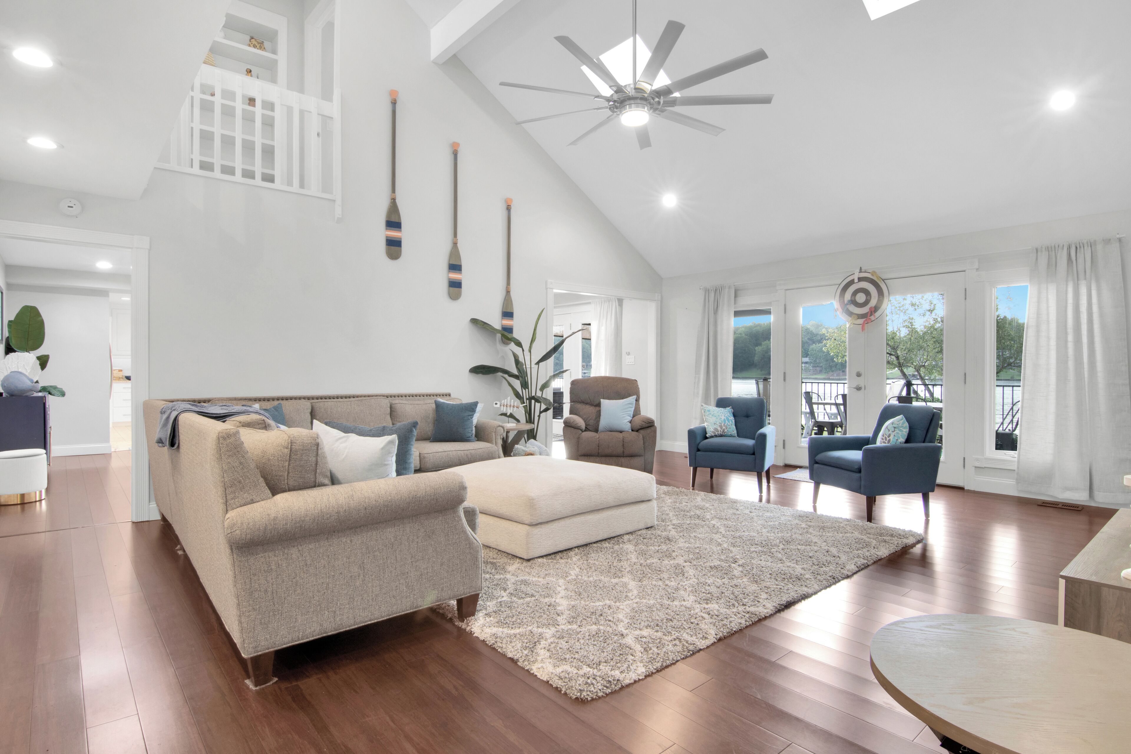 智能电视、乒乓球、书