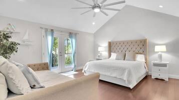 3 bedrooms, desk, iron/ironing board, free WiFi