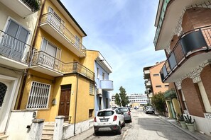 Exterior - P032 - Porto Recanati, sky-land 100 meters from the sea (Porto Recanati)