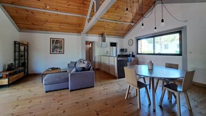 Unclassified image, 3 of 18, button - Family home 10 minutes from the ocean (LIT ET MIXE)