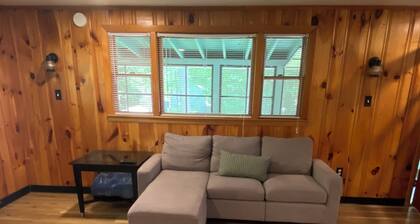 Lakes Region Cozy Camp in Shellcamp