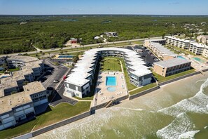 Exterior - Family Friendly / Car Free Beach / Ground Level Surfside 108 (New Smyrna Beach)