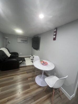 تناول الطعام