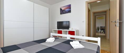 2 室のベッドルーム、インターネット