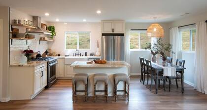 Farmhouse with 360° Nature Views in Trabuco Canyon