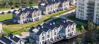 Exklusives Ferienhaus am Meer mit Terrasse am Wasser, Balkon, Sauna & Kaminofen - Nordseeresort