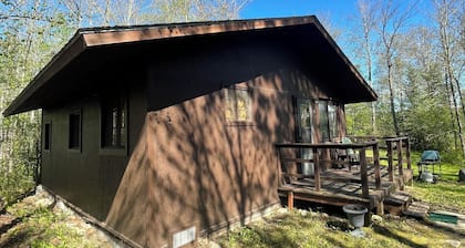 Creekside Cabin on Jasper Lake: Sleeps 6, Scenic Views, Pontoon Boat Included!