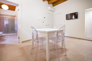 Dining - Don Leonardo apartment (Gratteri)