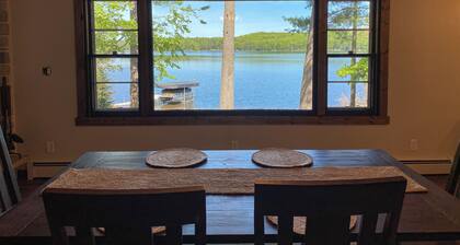 Beautifully Remodeled Lakefront Cottage With Picturesque Views Of Lake Mildred